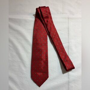 Carnegie Men's Red Patterned Silk Tie